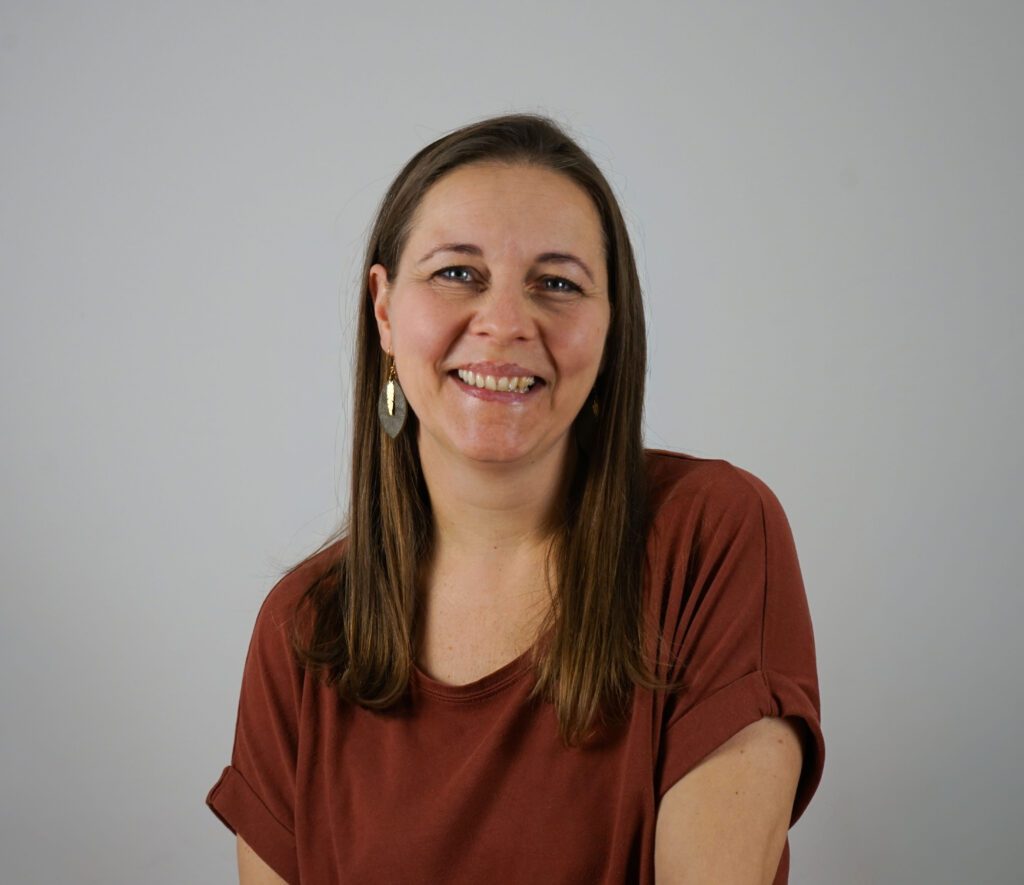 Glückliches Portraitbild von Petra Strigl 2026